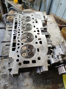 Photo de galerie - Changement soupapes 1.5 blue HDi après chaîne cassé 