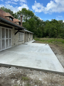 Photo de galerie - Création d’une terrasse en béton de 70 m²