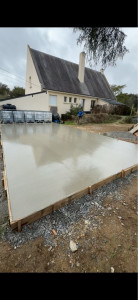Photo de galerie - Réalisation d’une dalle béton, épaisseur 15 cm