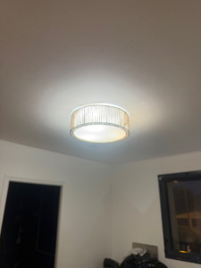 Photo de galerie - Nouvelle lumière installée hier soir sur le chantier, photo prise après l’installation.