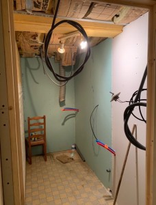 Photo de galerie - Rénovation salle de bain, partie 2