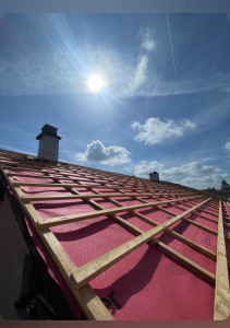 Photo de galerie - Lattage toiture 27/40 pose d’écran de sous toiture 