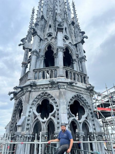 Photo de galerie - Participation à la reconstruction de la cathédrale Notre-Dame de Paris.