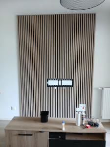 Photo de galerie - Pose tasseaux.