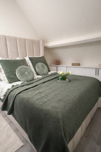 Photo de galerie - Un petit cocon agréable pour se poser et décrocher. Literie confortable, ambiance calme et déco douce aux tons naturels.  L’endroit parfait pour bien dormir et profiter du séjour.?✨