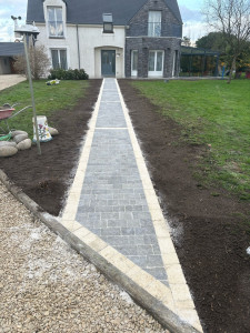 Photo de galerie - Allée en pavé