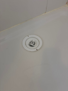 Photo de galerie - Nettoyage bonde de douche 