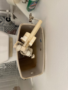 Photo de galerie - Changement d’une chasse d’eau 