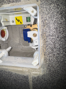 Photo de galerie - Chasse d’eau électrique, intelligente.