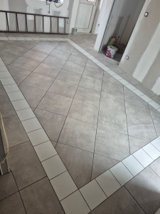 Photo de galerie - Hall d'entrée avec frise 