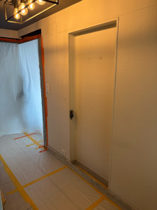 Photo de galerie - Création d’ouverture, mur, porteur pour agrandir la pièce du salon