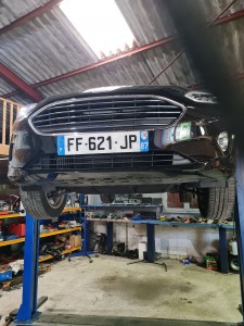 Photo réalisation - Réparation voiture - Tony (Méca-Pneu 87) - Limoges (Les Charentes) : Vidange + plaquettes de frein Ford Fiesta