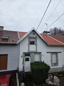 Photo de galerie - Zinguerie + pose tuile+ goutierre 