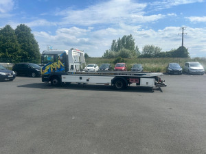 Photo de galerie - Parc et dépanneuse