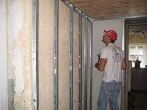 Photo de galerie - Pose placo, bandes, enduit, ratissage, raillage, faux plafond, isolation
