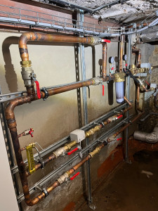 Photo de galerie - Disponible pour tous vos travaux de plomberie, chauffage,climatisation