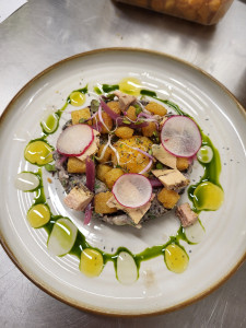 Photo de galerie - Foie gras, lentilles, oeuf confit, kalamansi.