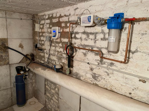 Photo de galerie - Pose d un adoucisseur CO2 Ecobulles 