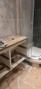Photo de galerie - Montage meuble double vasques 