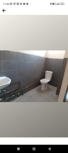 Photo de galerie - Installation carrelage toilette plomberie pour un restaurant