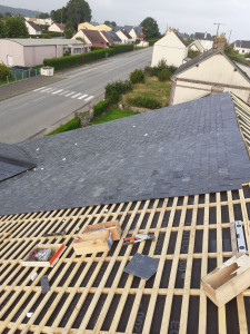 Photo de galerie - Changement ardoises tuiles fétages rives 