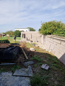 Photo de galerie - Création d un garage et d un mur de separation