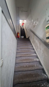 Photo de galerie - Mise en peinture d’une cage d’escalier avec hauteur de 8m 