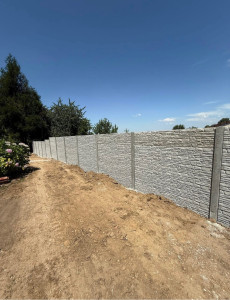 Photo de galerie - Clôture béton décoratif 
