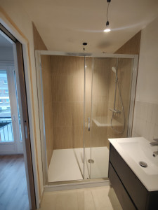 Photo de galerie - Rénovation et de mise en conformité sécurité incendie du 1er étage et de la cave d’un hôtel
Nous avons assuré l’étude, le chiffrage ainsi que le suivi de chantier pour un artisan local