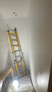 Photo de galerie - Cage escalier peinture