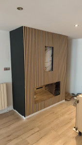 Photo de galerie - Cheminée encastrable avec décaisser marbe led 