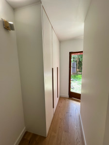 Photo de galerie - Conception et fabrication Meuble rangement sur mesure