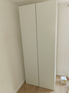 Photo de galerie - Montage d'une armoire 