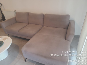 Photo de galerie - APRÈS INTERVENTION – Nettoyage de canapé

Canapé nettoyé en profondeur, taches éliminées et fibres ravivées.

✨ Résultat propre et soigné, cliente satisfaite !


