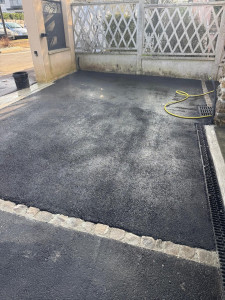 Photo de galerie - Enrobé avec pavage