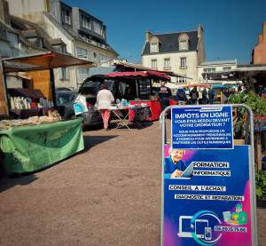 Photo de galerie - PRESENCE SUR LE MARCHÉ DE CAMARET SUR MER CHAQUE MARDI