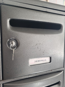 Photo de galerie - Ouverture et remplacement serrure boîte aux lettres 
