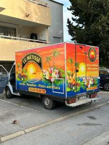 Photo de galerie - Covering sur un camion de food truck 