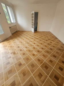 Photo de galerie - Ponçage et vitrification.