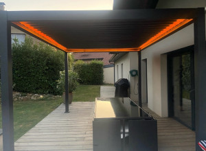 Photo de galerie - Mise en place d’une pergolas.