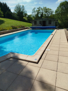 Photo de galerie - Entretien de piscine 
