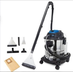 Photo de galerie - Vous voulez redonner un coup de propre à vos tissus, moquettes ou sièges de voiture ? Je vous propose une shampouineuse performante, facile à utiliser, parfaite pour un nettoyage en profondeur ! ( 20 euros la journées) 