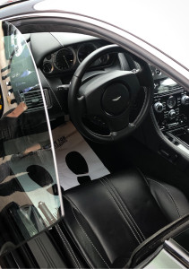 Photo de galerie - Detailing Aston Martin vantage 