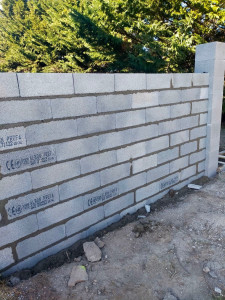 Photo de galerie - Constructiond un mur avec piler