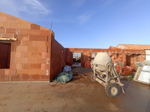Photo de galerie - Construction d'une maison individuelle en brique. 
Nos clients ne sont pas déçus. Travail soigné. 
