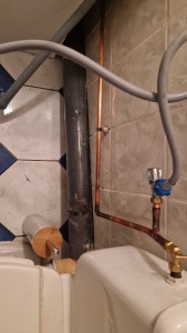 Photo de galerie - Réparation d une ligne tuyauterie avec alimentation machine à laver plus wc