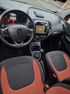 Photo de galerie - Nettoyage interieure d'une renault