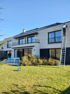 Photo de galerie - Nettoyage façade et pose d' hydrofuge 