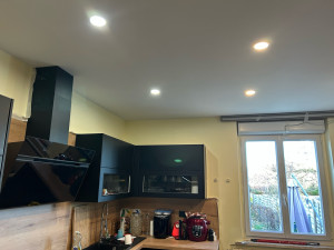 Photo de galerie - Peinture des murs ainsi que du plafond, très belle couleur tout est associé 