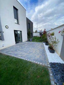 Photo de galerie - Création d’une terrasse en dalle 